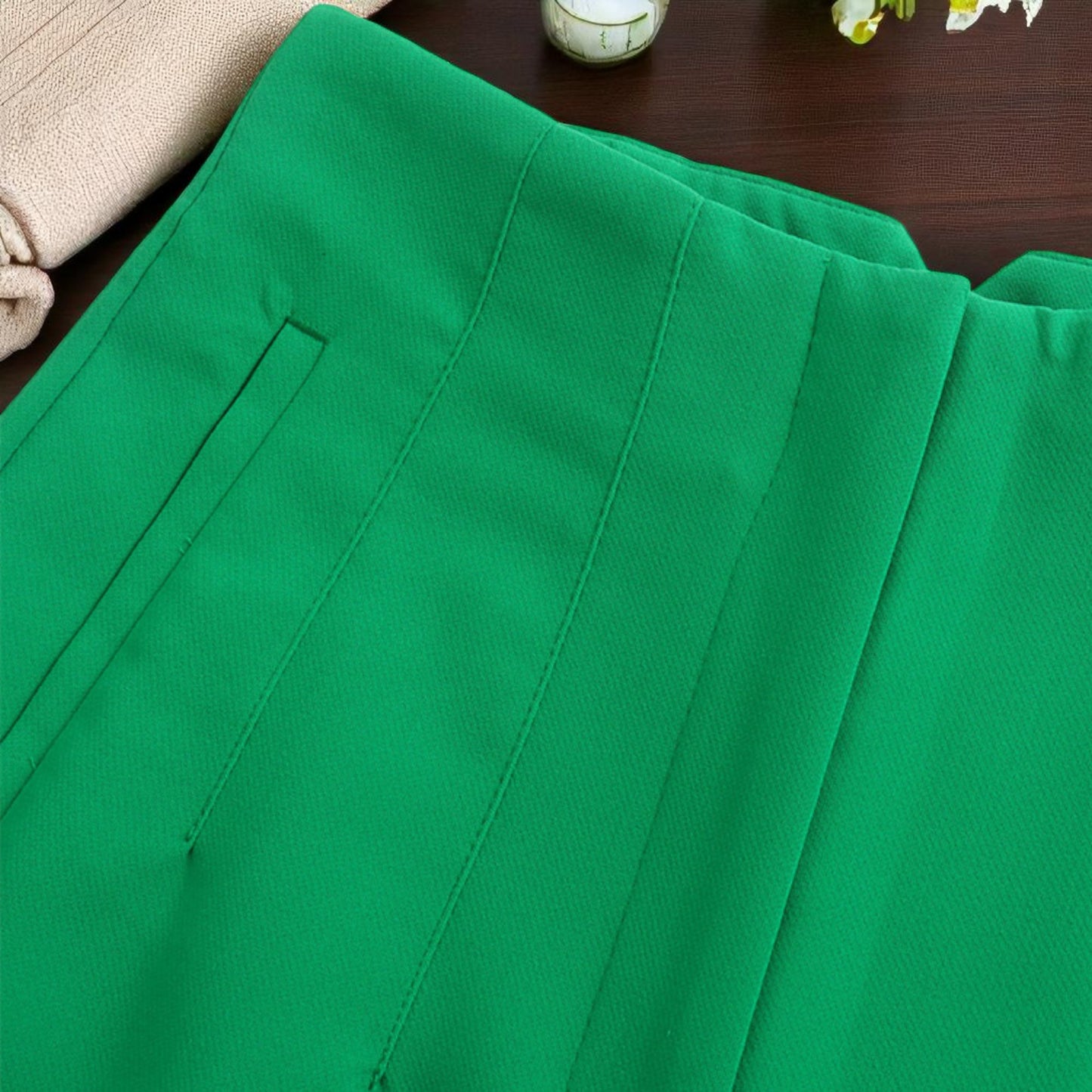 Pantaloni Donna Chic a Vita Alta con Cerniera Frontale - Eleganza e Comfort per Ogni Occasione